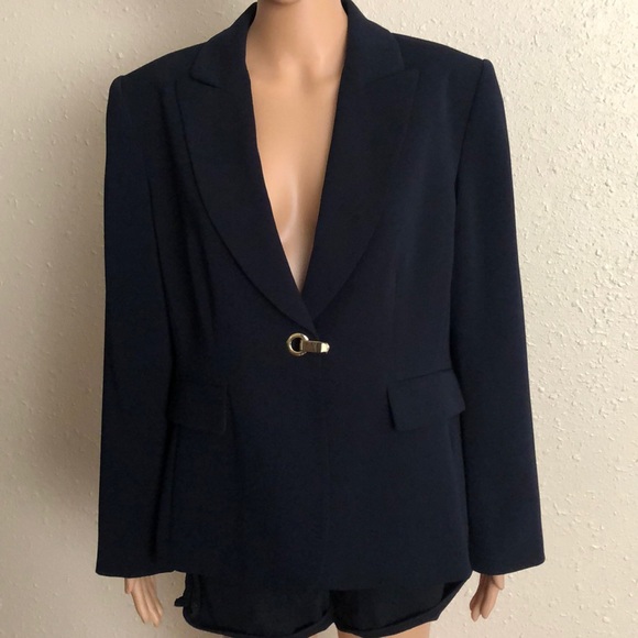Tahari Jackets & Blazers - Tahari Arthur S Levine Petite Blazer
